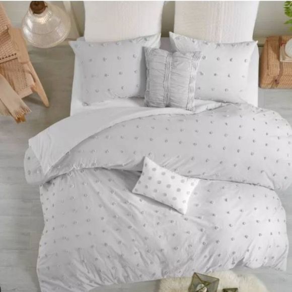 Urban Habitat 5-Piece Ivory 100% Cotton Dot Duvet Cover Set - Twin, Twin XL - Picture 3 of 16